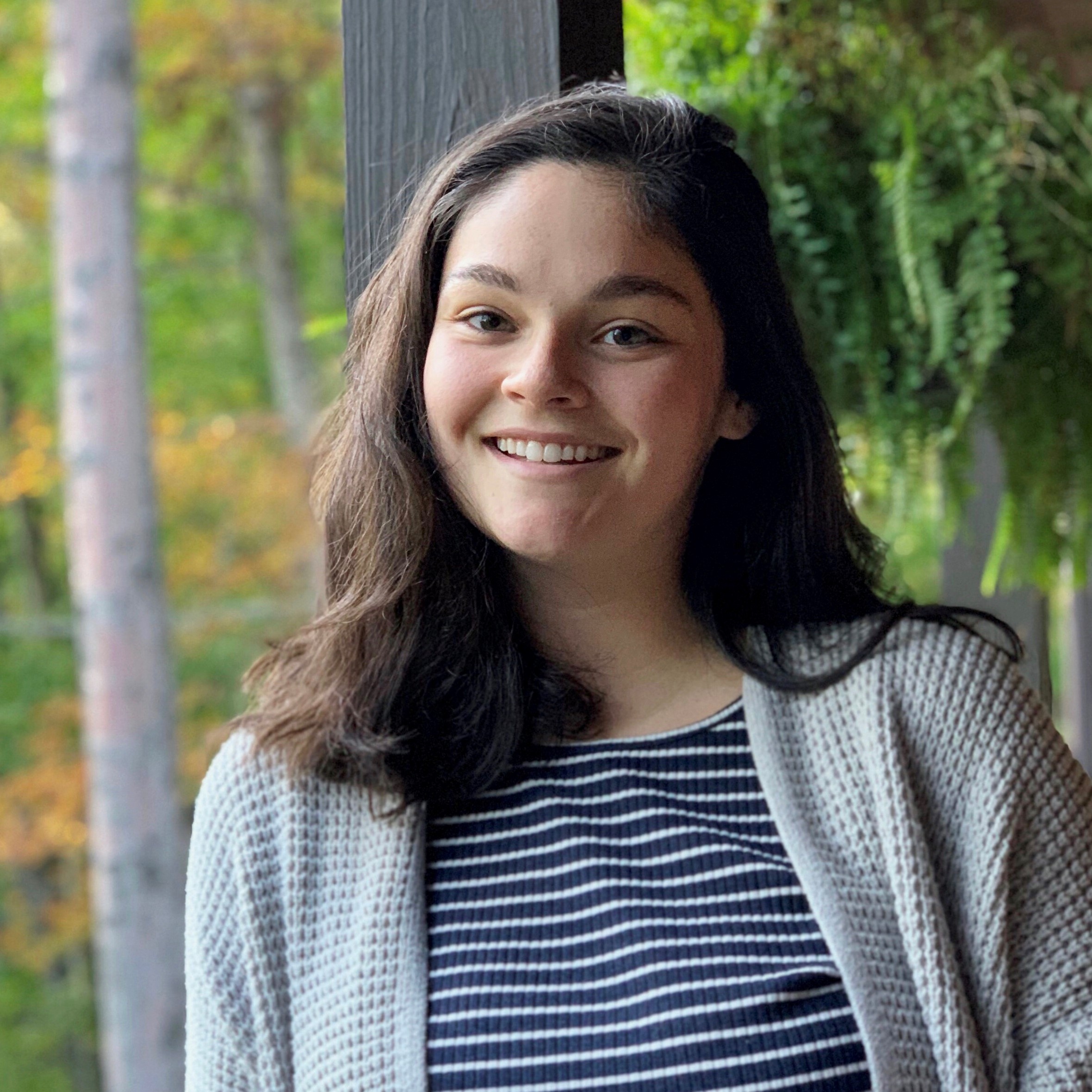 Elise Turrietta headshot